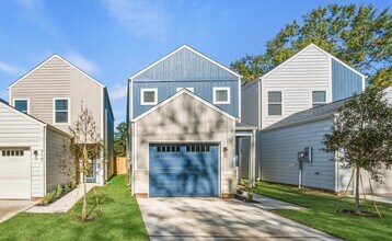 Building Photo - 708 W Dallas St