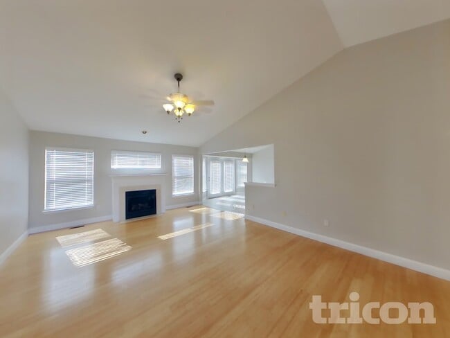 Building Photo - 108 Bear Claw Dr