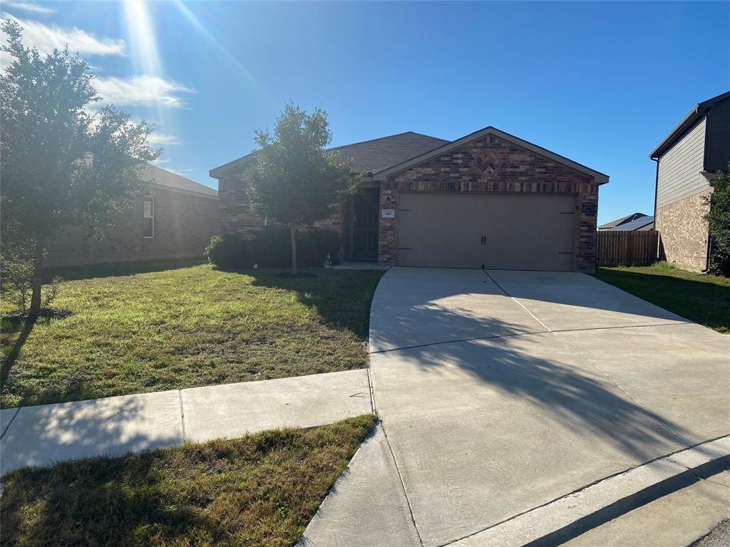 Primary Photo - 140 Continental Avenue, Liberty Hill, TX 7...