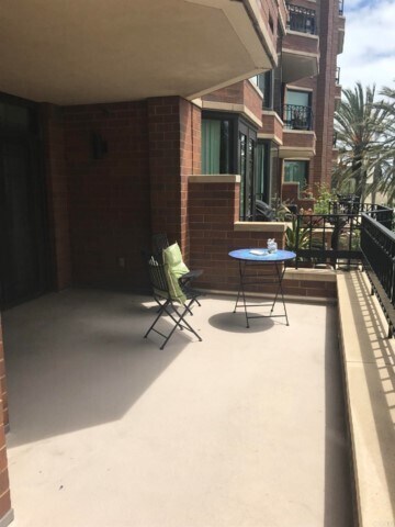 Foto del edificio - 500 W Harbor Dr