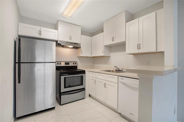 Foto del edificio - 18333 Roehampton Dr