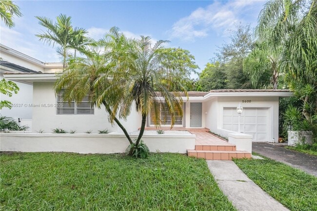 Foto del edificio - 5600 San Vicente St