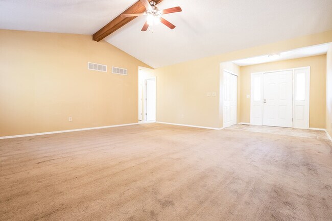 Building Photo - 1043 Driftwood Trails Dr