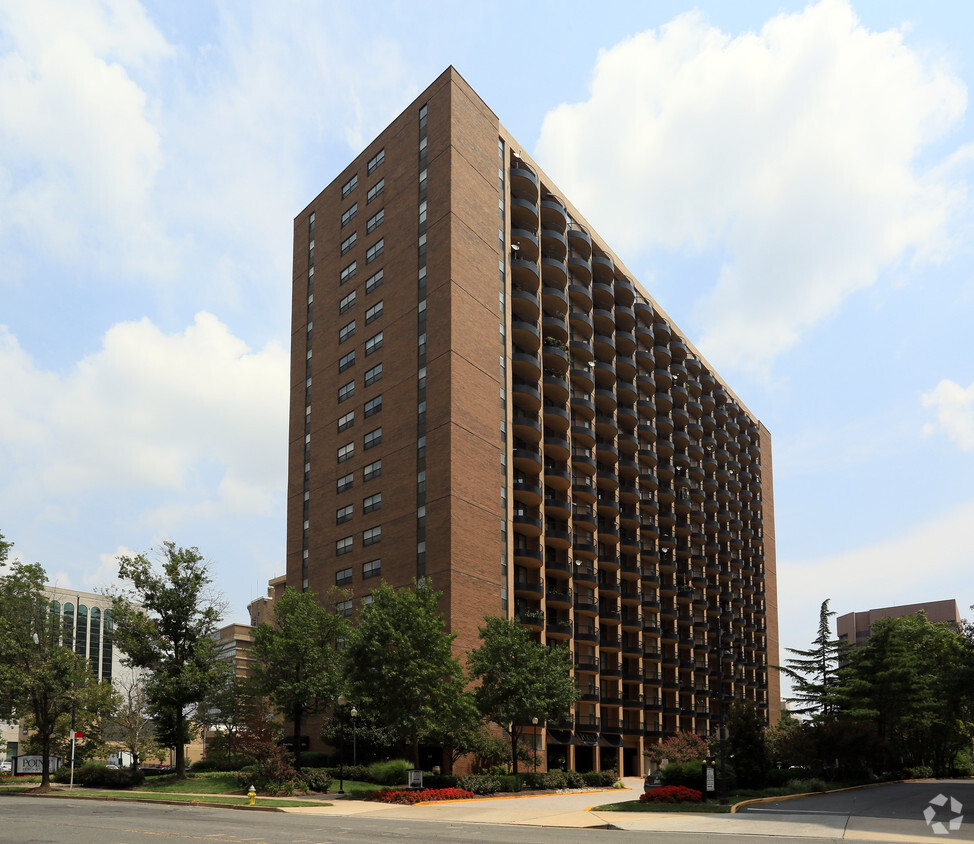 The Point At Pentagon City