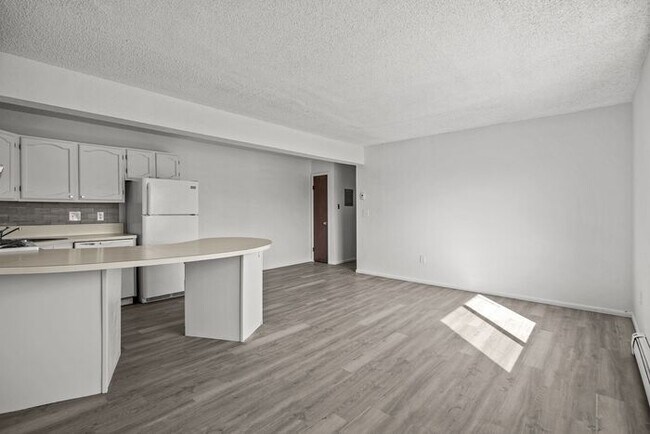 Foto del edificio - Explore Our 1 Bedroom, 1 Bathroom Residence