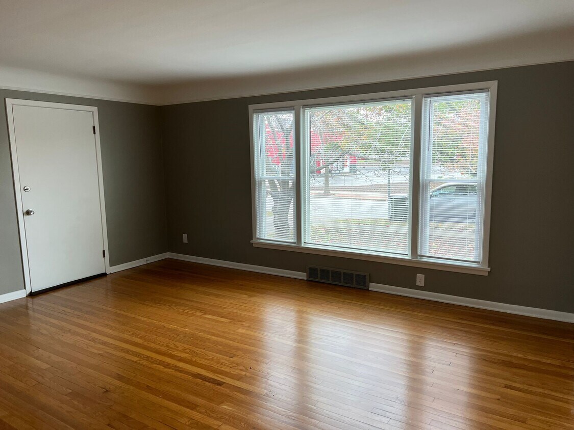 Living Room - 7106 Maysday Ave