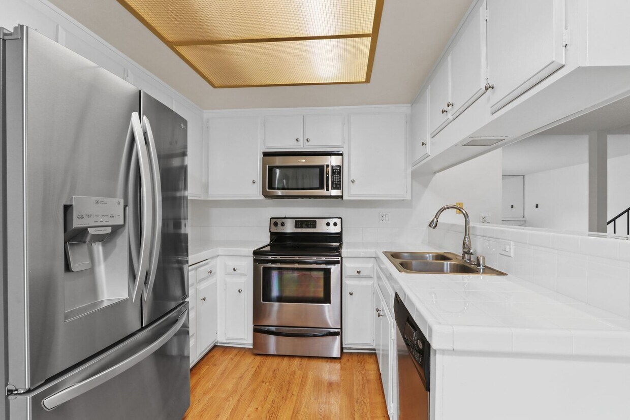 For Rent 3 Bed, 2.5 Bath Condo in Mesa Ver... - For Rent 3 Bed, 2.5 Bath Condo in Mesa Ver...