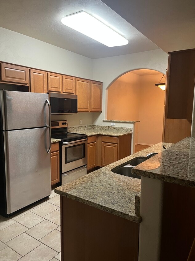 Photo - 2550 E River Rd (Tucson, AZ)