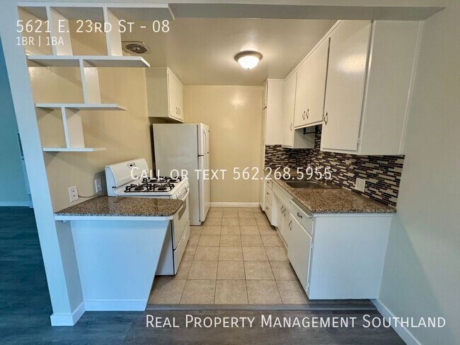 Foto del edificio - 5621 E 23rd St