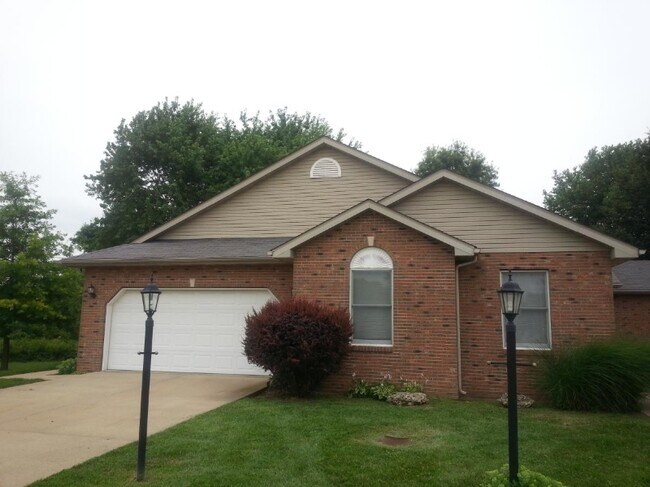 Foto del edificio - 33 Old Orchard Ln