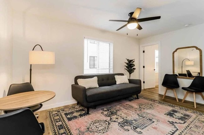 Photo - 1519 Annex Ave Apartment