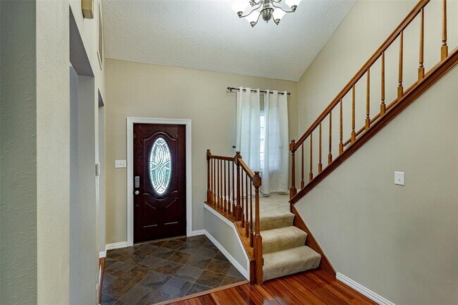 Foto del edificio - 20307 Hampshire Rocks Dr