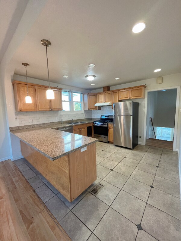 Foto del edificio - 617 4th Ave