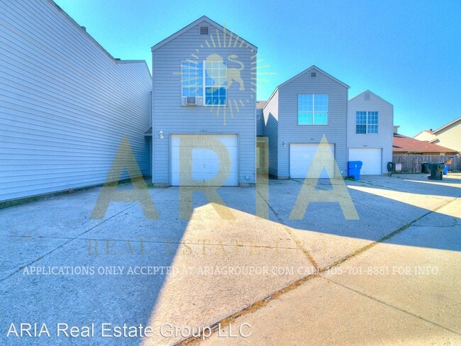 Building Photo - 3 br, 2 bath House - 1011 Rambling Oaks Dr.