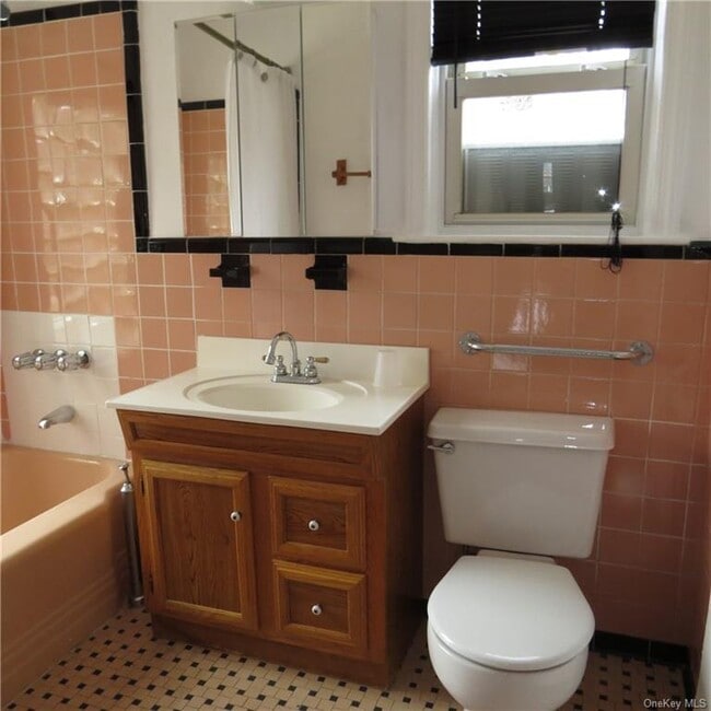 Building Photo - 6029 Delafield Ave