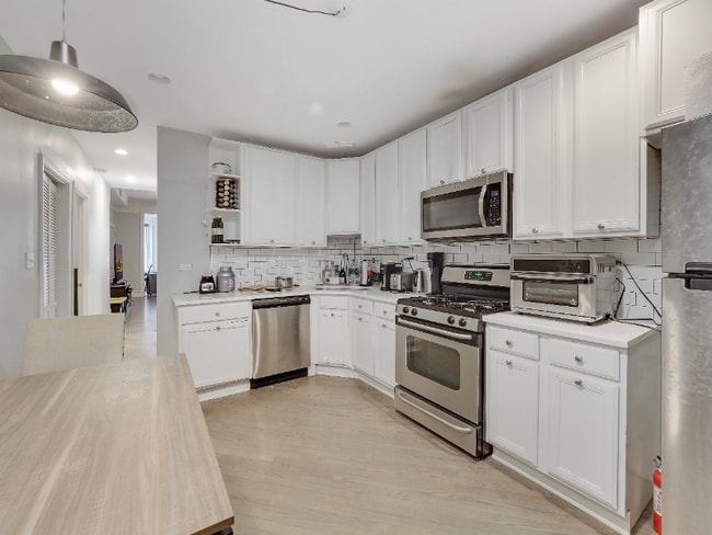 Photo - 2652 N Halsted St Apartment