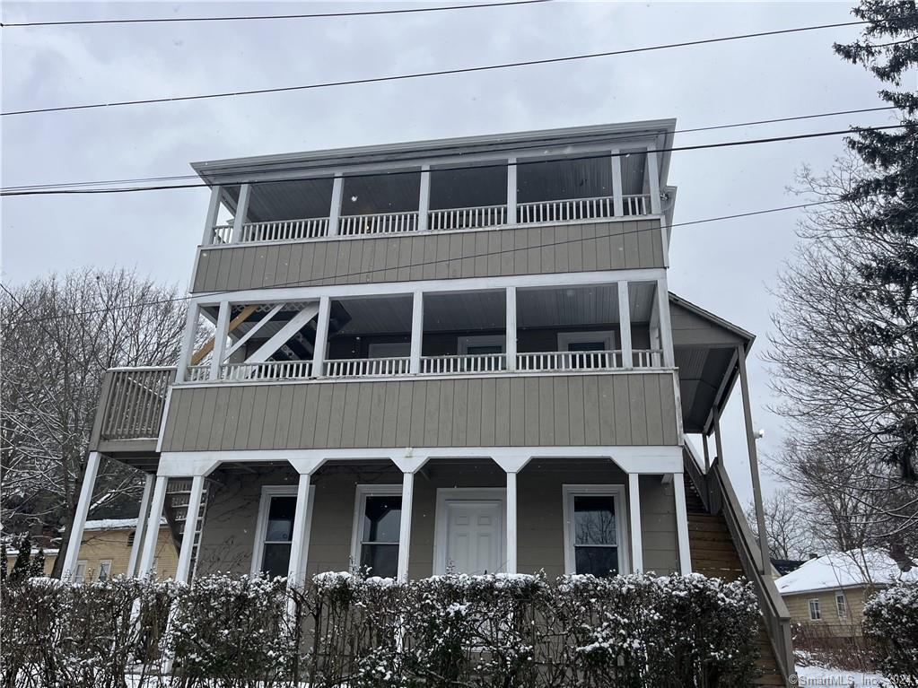 7 Rock St Unit 2, Norwich, CT 06360 Room for Rent in Norwich, CT