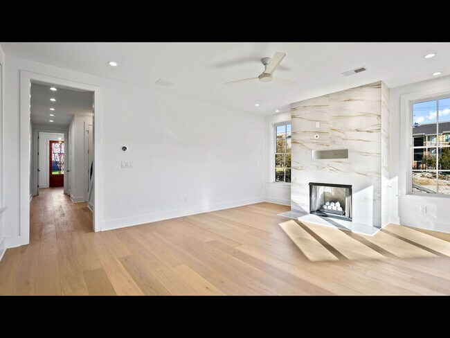 Building Photo - NEW CONSTRUCTION 4 bedroom home in Downtown Memphis