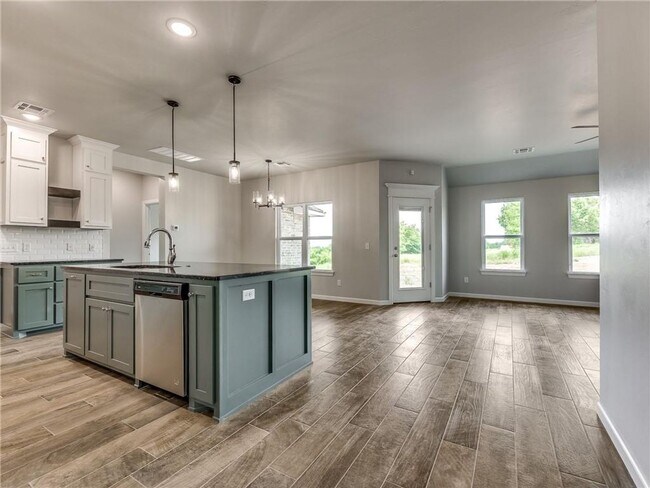 Building Photo - Brand New Home For Lease in Tuttle