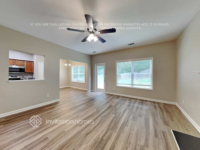 Foto del edificio - 147 Hawthorn Dr