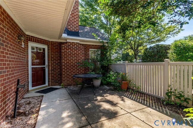 Foto del edificio - 1542 Patriot Cir