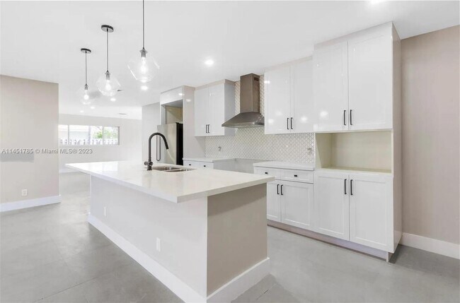 Foto del edificio - 4430 NE 28th Terrace