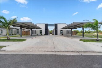 Building Photo - 21 Briggs Rd