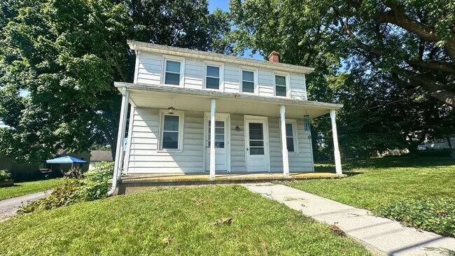 Foto del edificio - 1404 E Newport Rd