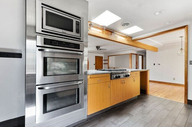Foto del edificio - 2948 SE Sherrett St