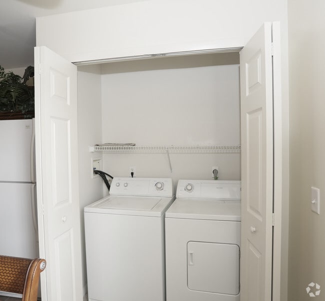 Victorian Gardens Apartments Holtsville, NY