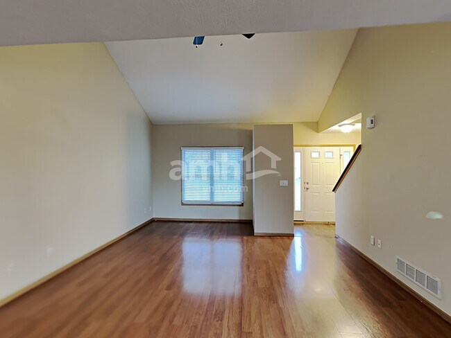 Foto del edificio - 366 Cobblestone Drive