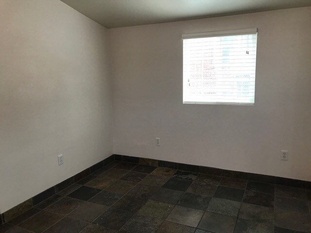 Foto del edificio - 445 Stewart St