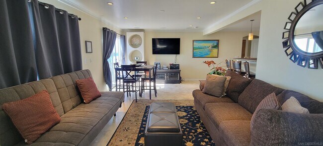 Building Photo - 3205 Ocean Front Walk
