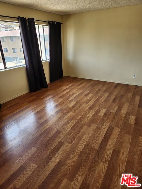 Foto del edificio - 1414 260th St