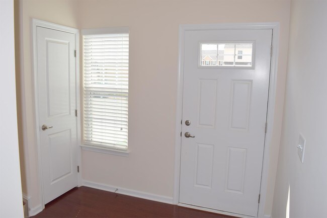 Foto del edificio - 7455 Red Mulberry Way