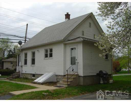 Building Photo - 125 Dunhams Corner Rd