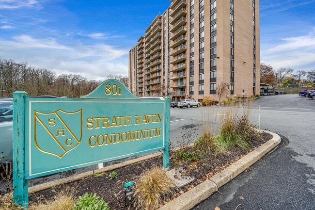 Strath Haven Condominiums