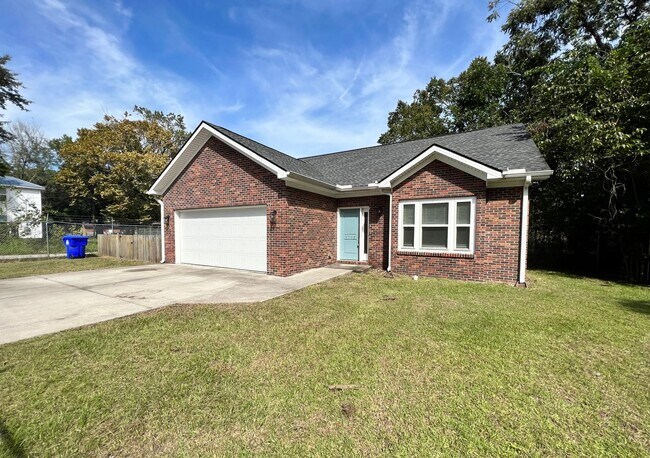 Foto del edificio - Beautiful 3bed, 2bath Home in Park Circle