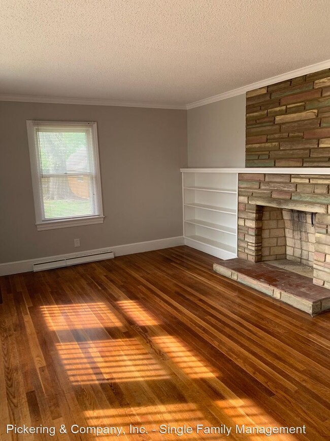 Building Photo - 3 br, 1 bath House - 4529 Pleasant Garden Rd