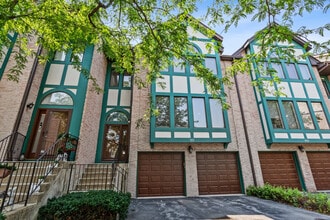Building Photo - 933 W Essex Pl