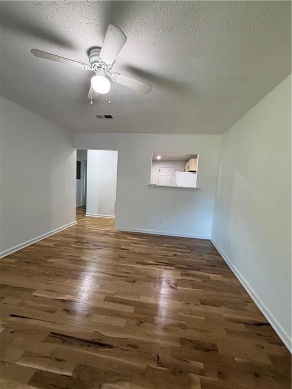 Foto del edificio - 5851 Lone Oak Dr SW