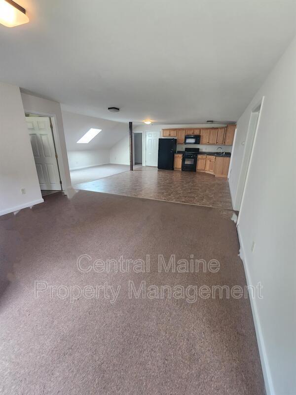 Primary Photo - 436 Pleasant St