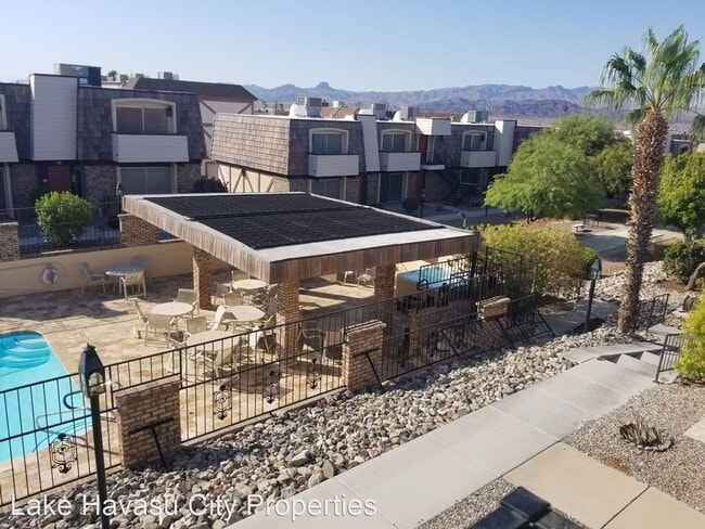 Building Photo - Furnished SUMMER RENTAL