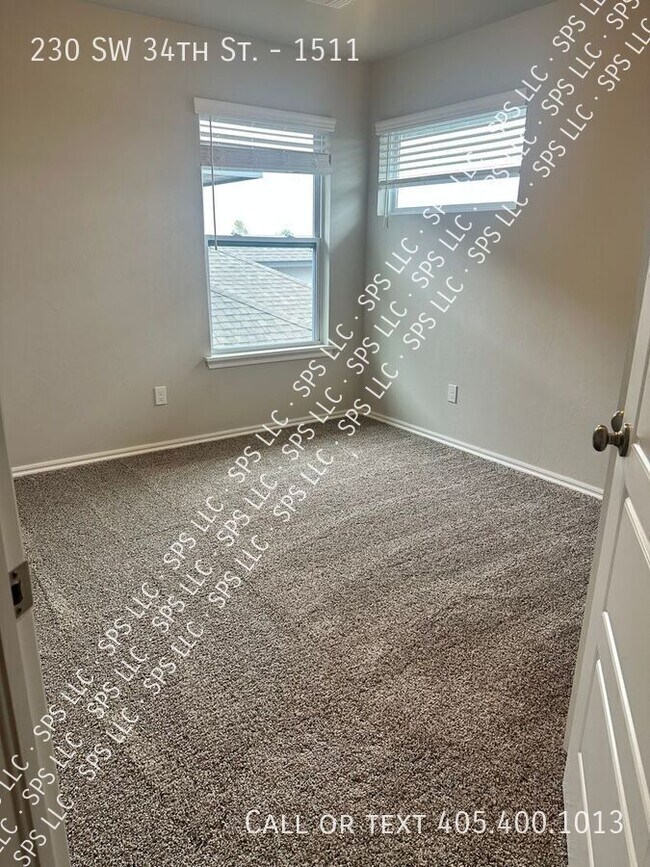 Foto del edificio - 230 SW 34th St