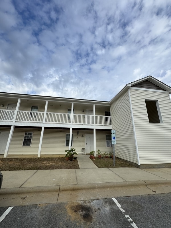 Photo - 1154 Cross Creek Cir Apartment