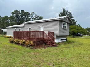 Building Photo - 103 Forest Line Dr