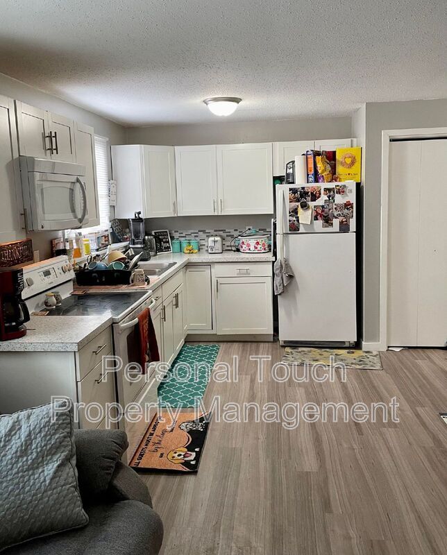 717 30th St N Unit 6, Fargo, ND 58102 Condo for Rent in Fargo, ND