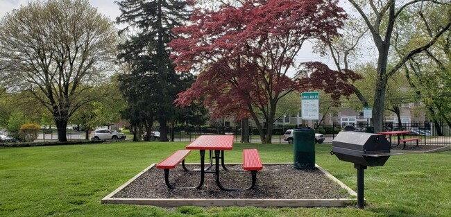 Interior Photo - Hewitt Gardens Apartments