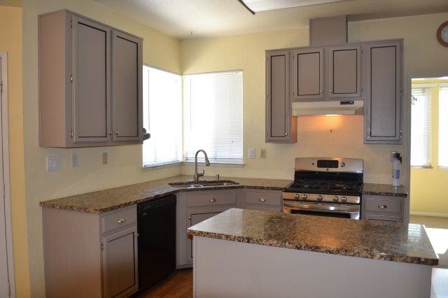 Building Photo - 1542 Squaw Valley Dr