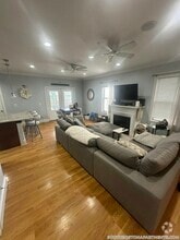 Building Photo - 209 I St